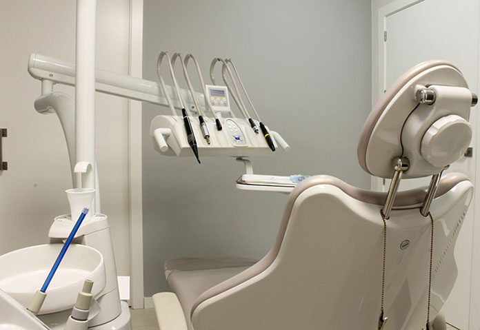 Podstawowe wyposażenie gabinetu stomatologicznego