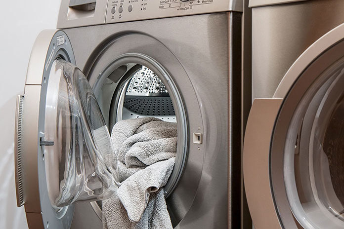 Czym charakteryzuje się pralka przemysłowa?