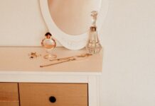 toaletka do makijażu