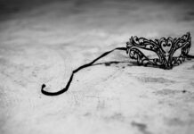 Jak się ubrać na Andrzejki facet? Jak się ubrać na Andrzejki facet?